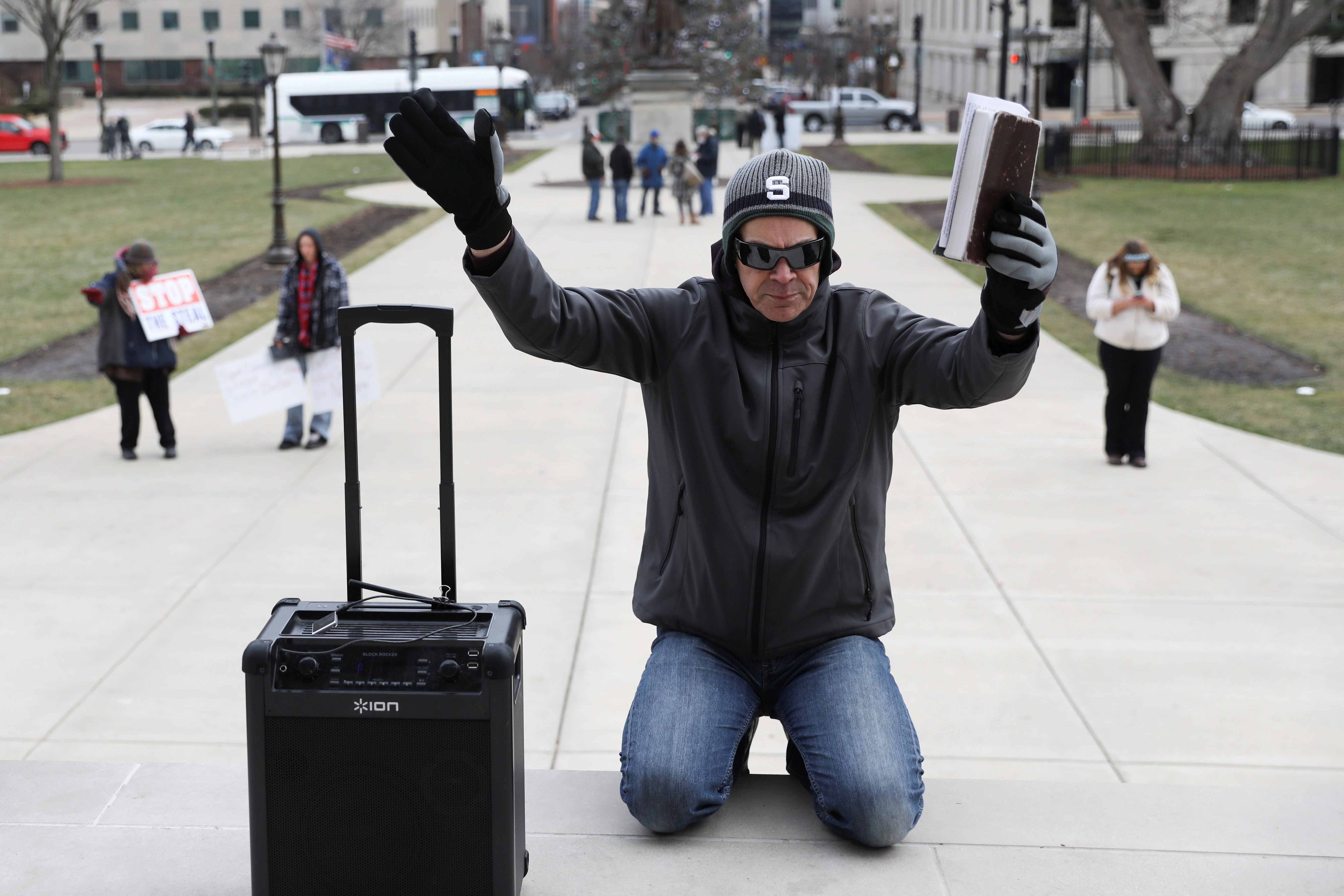 Dai cu tri My - tung la vinh du, nay thanh niem dau hinh anh