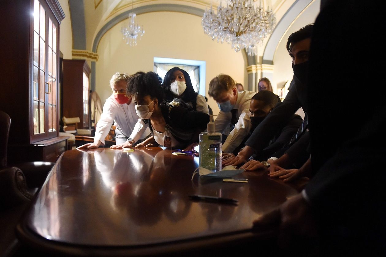 bao loan o Quoc hoi my anh 2