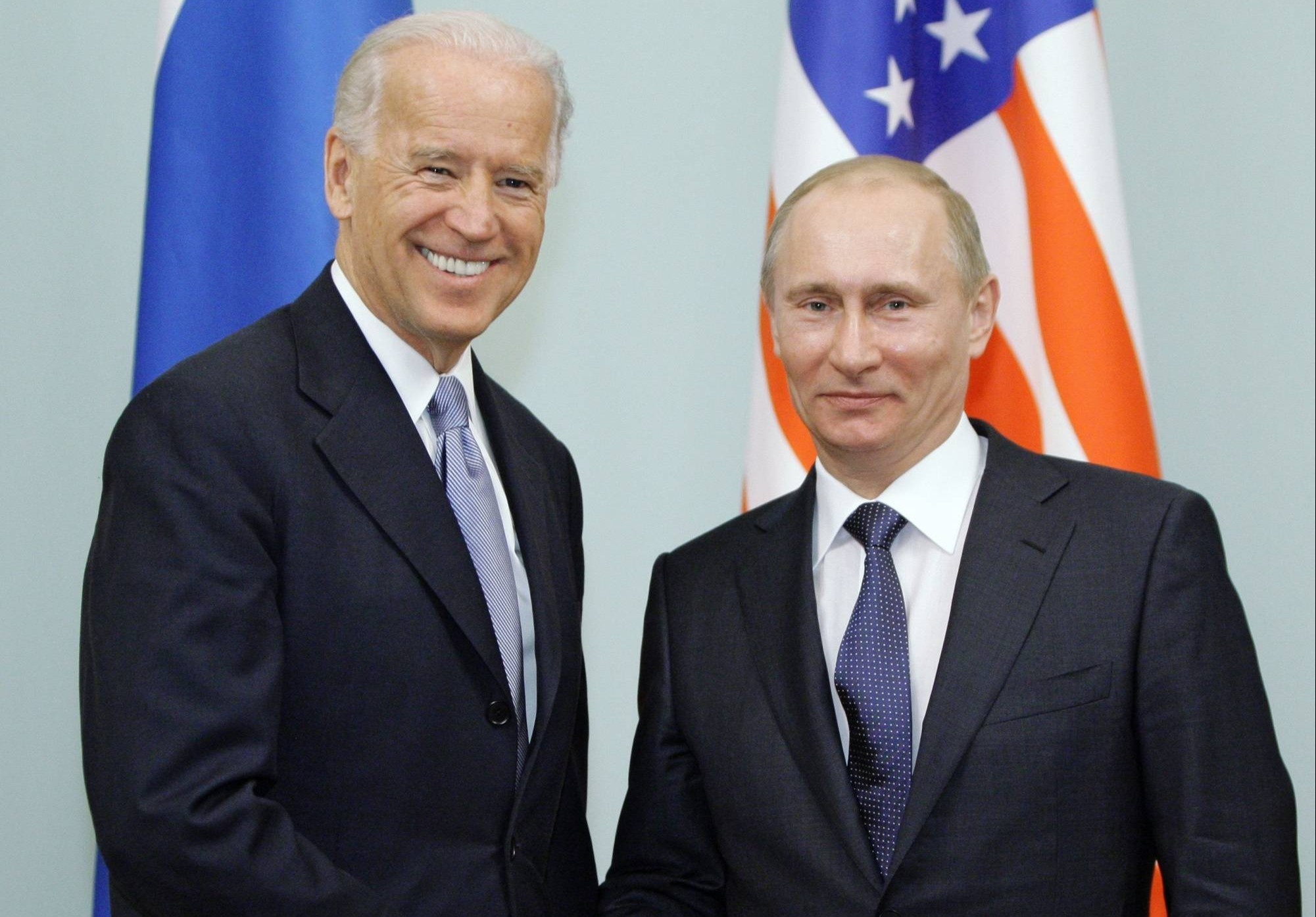 'Qua bom hen gio' doi ong Biden sau ngay 20/1 hinh anh