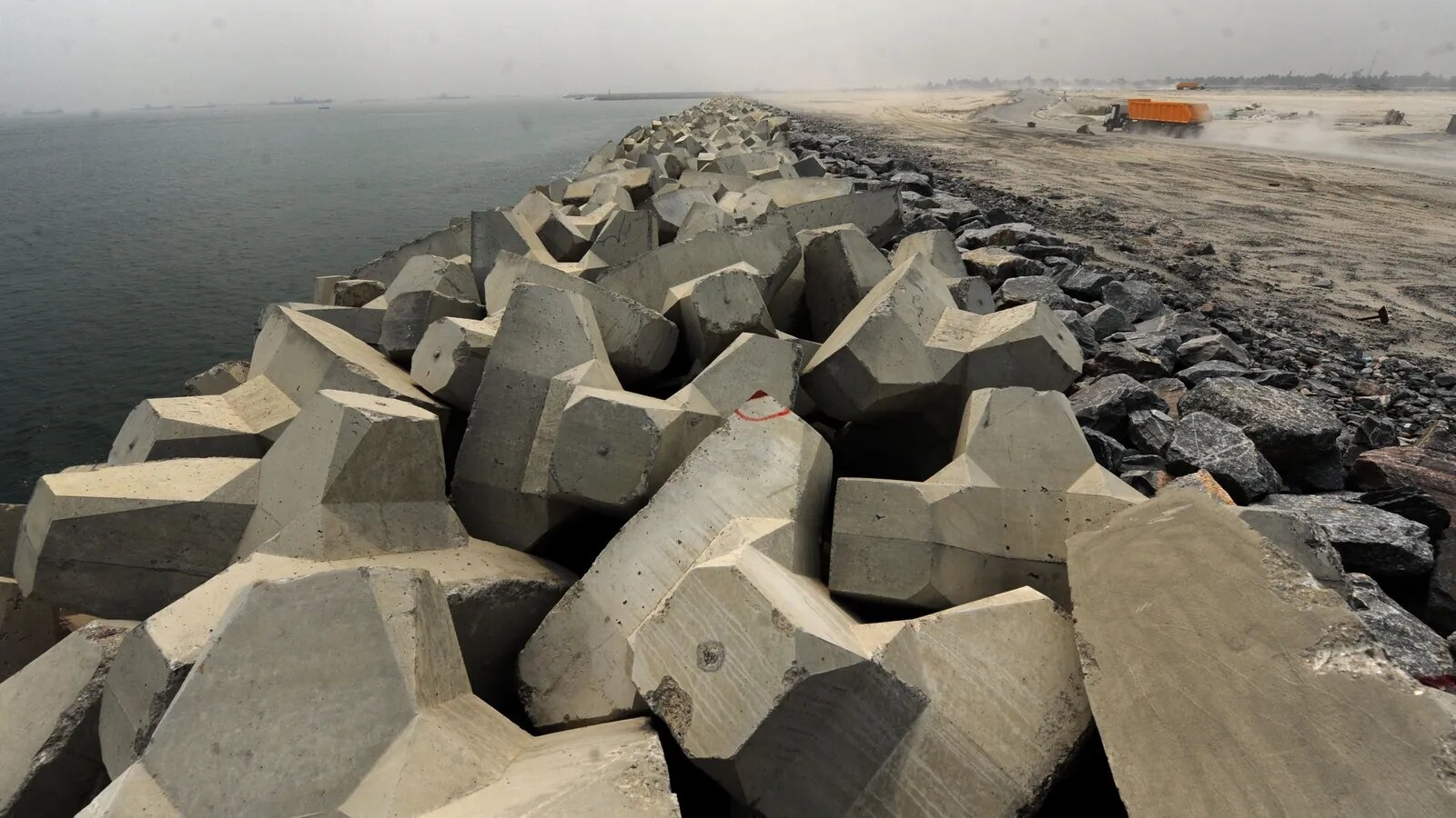 lagos nuoc bien dang anh 4