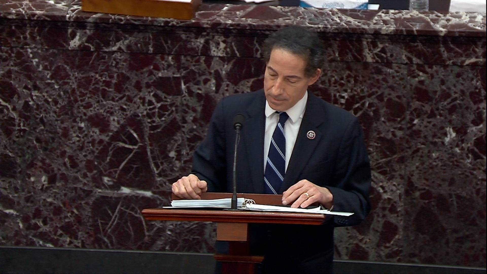 xu luan toi trump anh 3