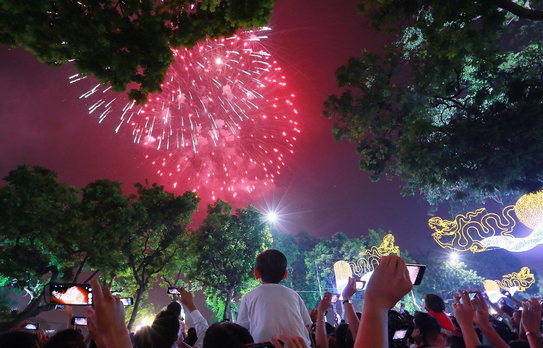 Tiet kiem hang chuc ty khi khong ban phao hoa dip Tet hinh anh