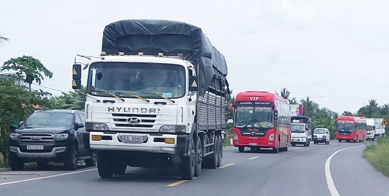 Trai nghiem tuyen duong BOT 1.400 ty o Cai Lay hinh anh