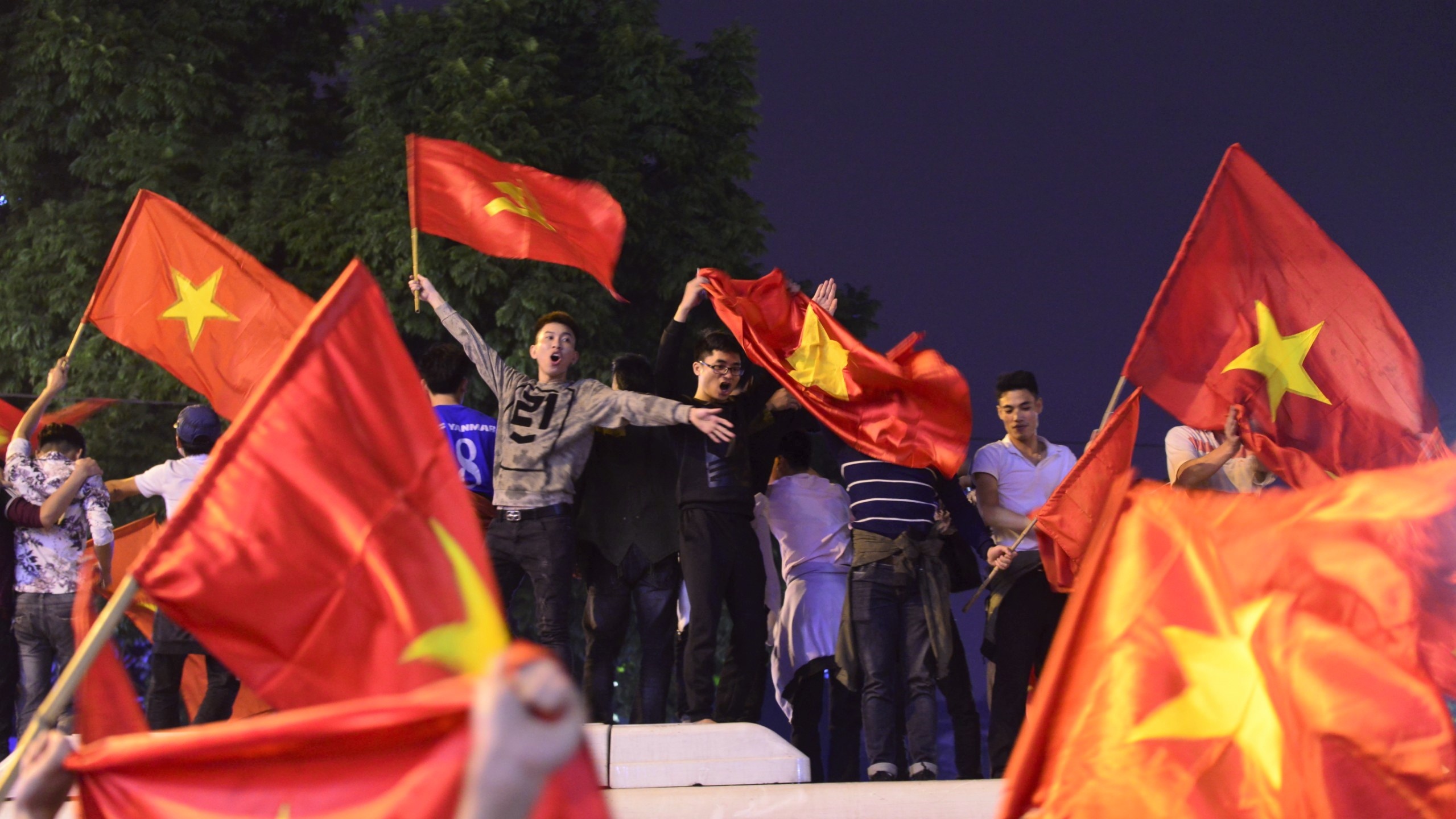 CDV Ha Noi dieu hanh mung ky tich cua U23 Viet Nam hinh anh