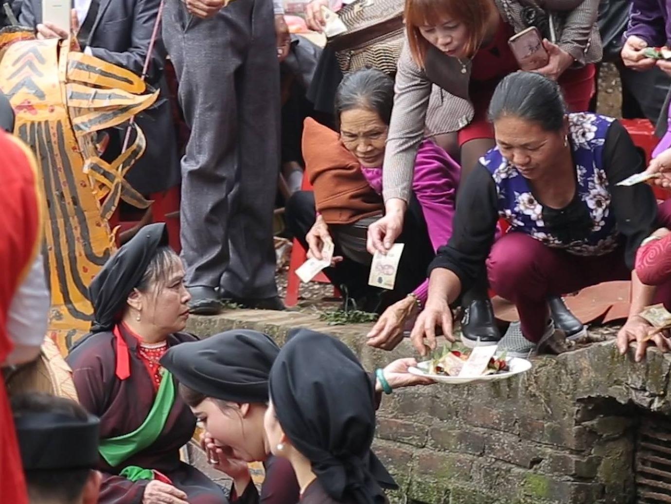 Tai dien canh moi trau nhan tien tai hoi Lim 2018 hinh anh