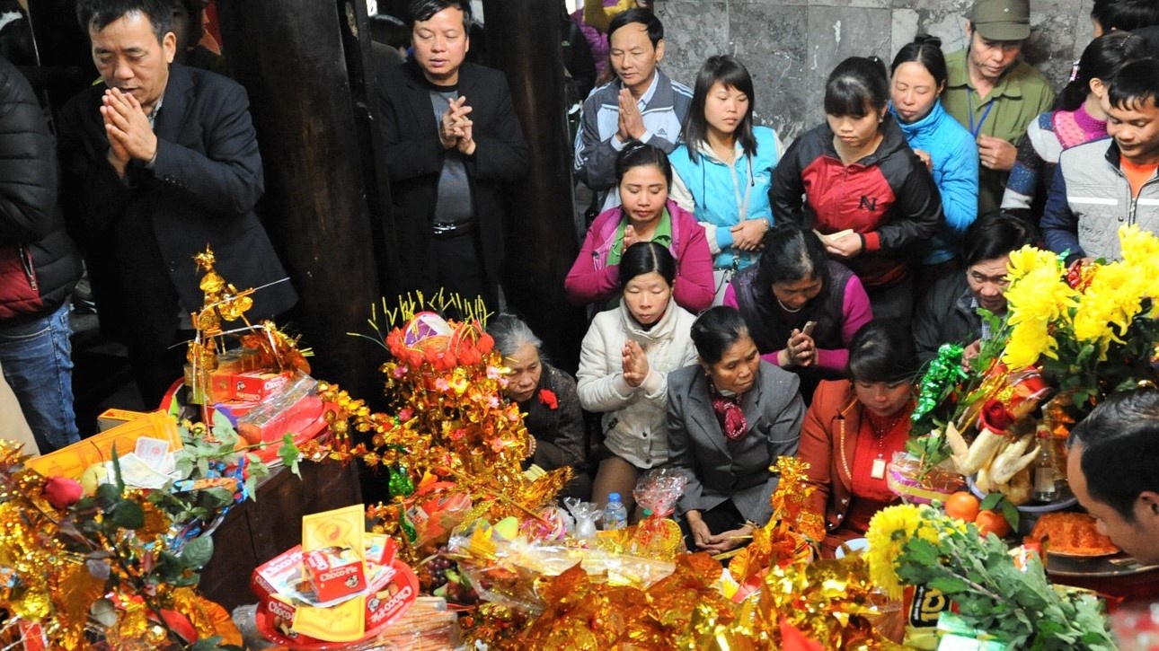 Chi tien trieu dang le 'vay von' Ba Chua Kho hinh anh