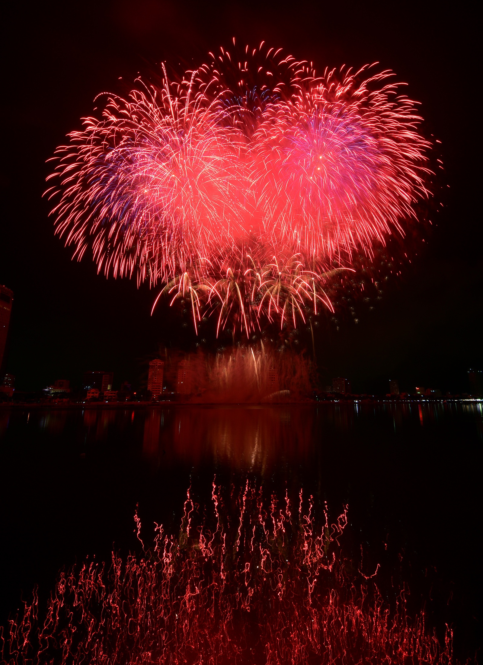 Tam bien Phong o Do Son anh 9