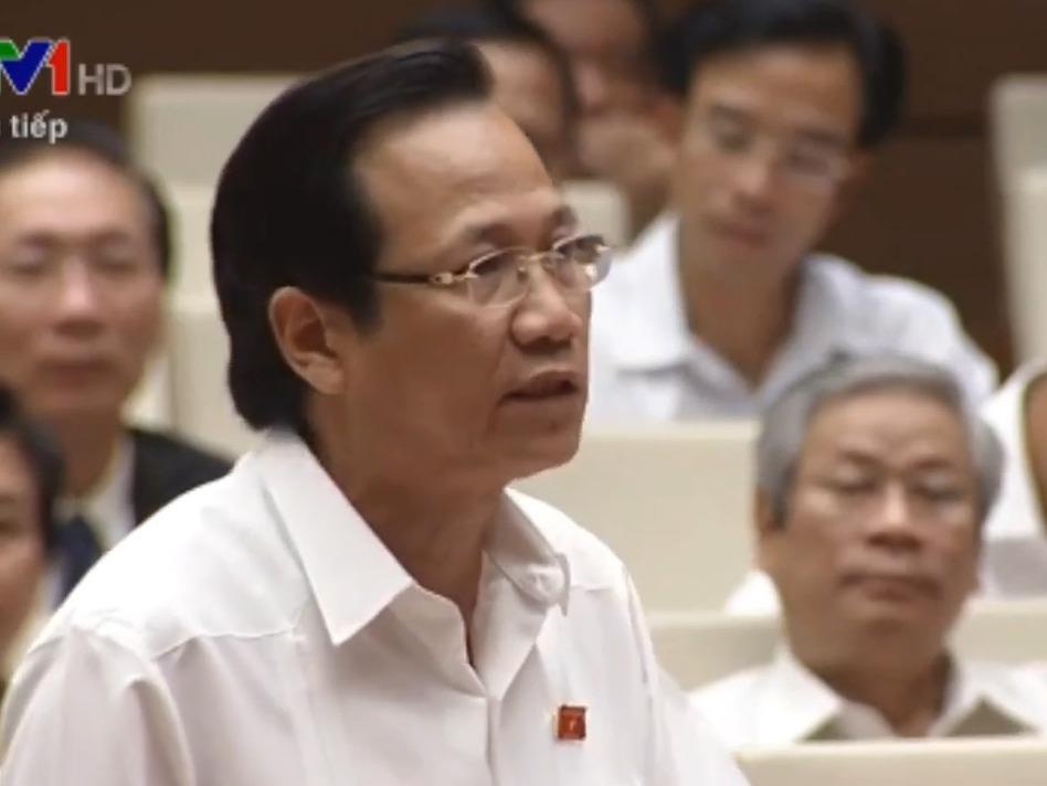 'Moi nam ca nuoc co them 200.000 sinh vien that nghiep' hinh anh