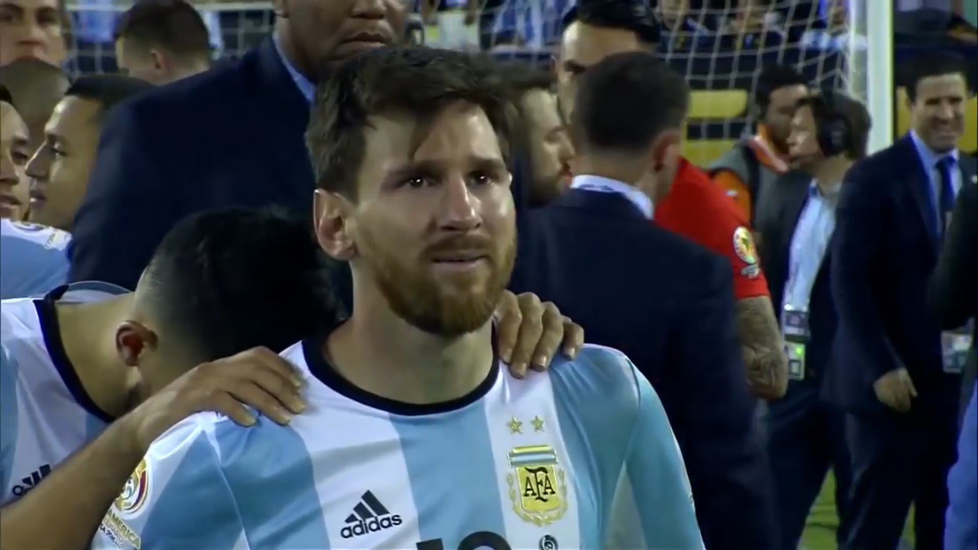 Nhung lan sut penalty hong an dang quen cua Messi hinh anh