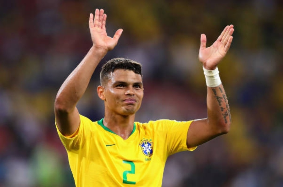 Thiago Silva: 'Brazil dang tien bo qua tung tran' hinh anh