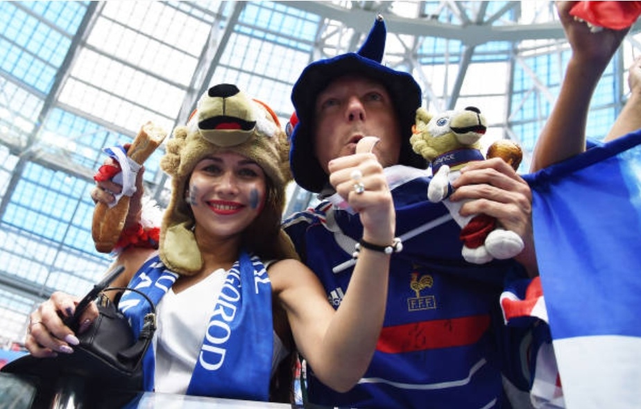 CDV Phap: 'Sap toi la Brazil hay Bi, chung toi chang quan tam' hinh anh