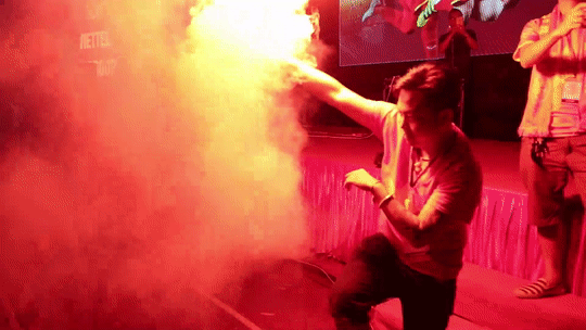 CDV Hai Phong nhay nhac san, dot phao sang co vu Olympic Viet Nam hinh anh