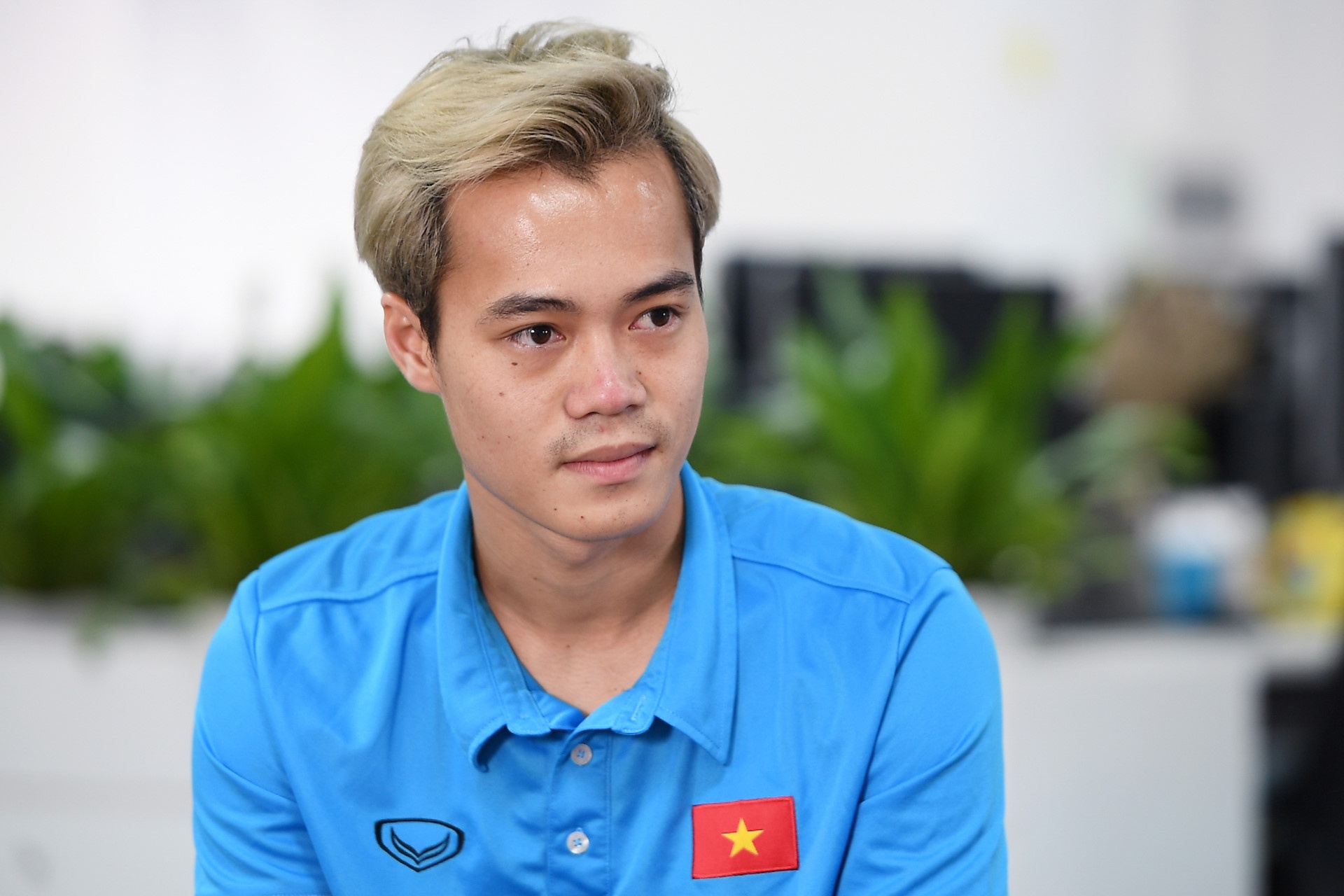 Van Toan: 'Voi toi, Van Quyet la mot cau thu lon' hinh anh