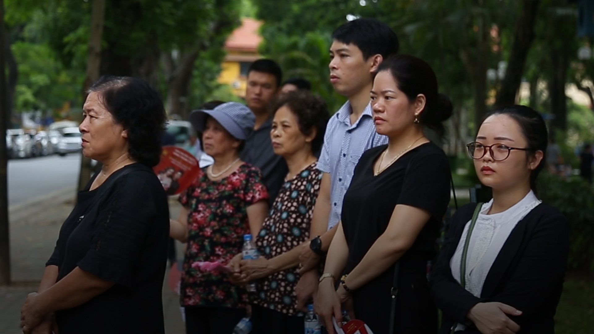 Nguoi dan chia se bat ngo ve su ra di cua Chu tich nuoc Tran Dai Quang hinh anh