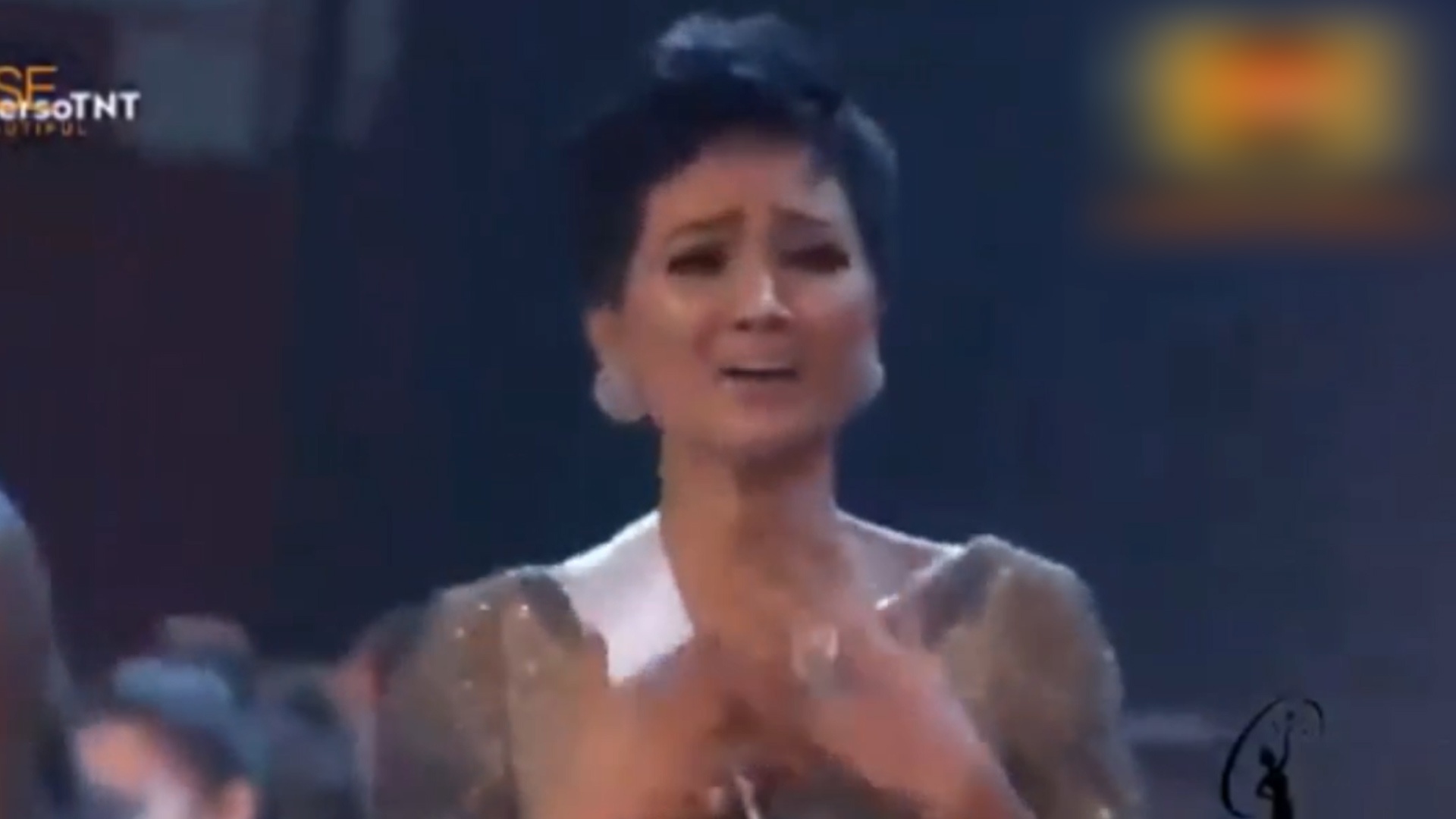 Khoanh khac H'Hen Nie duoc goi ten vao top 20 Hoa hau Hoan vu 2018 hinh anh