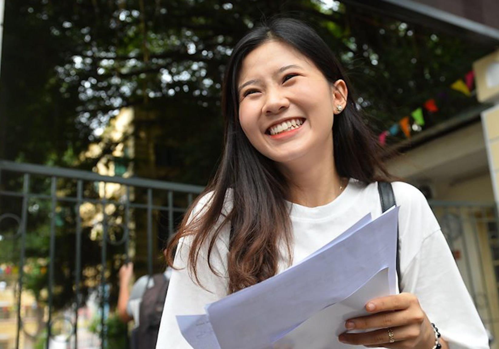 'Em thay do dai hoc bay gio de qua' hinh anh