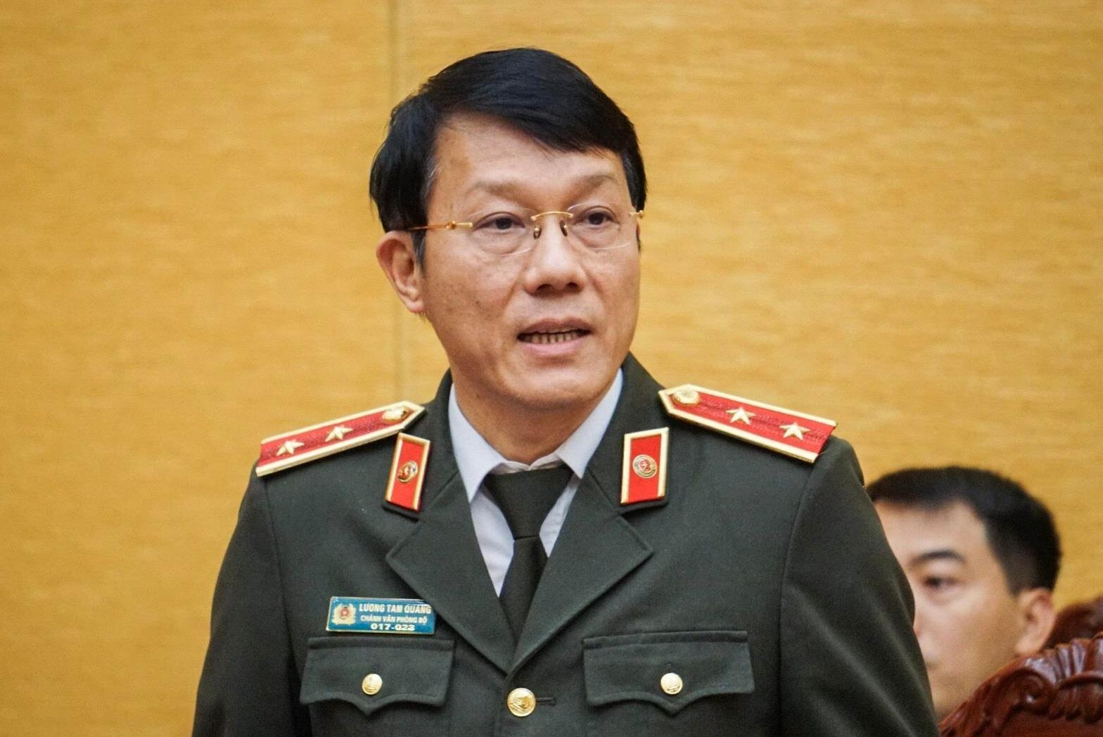 De xuat tuoc vinh vien bang lai cua tai xe say xin hinh anh