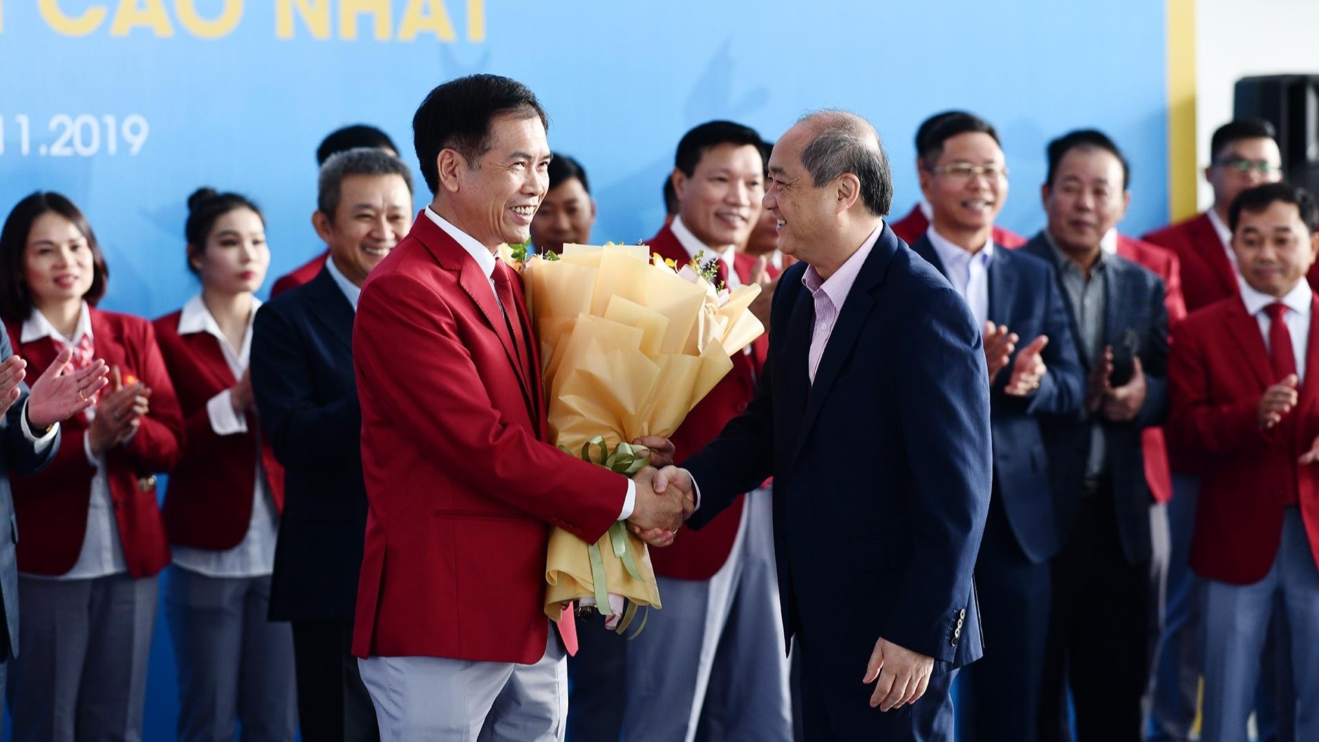 Doan The thao Viet Nam len duong tham du SEA Games 30 hinh anh