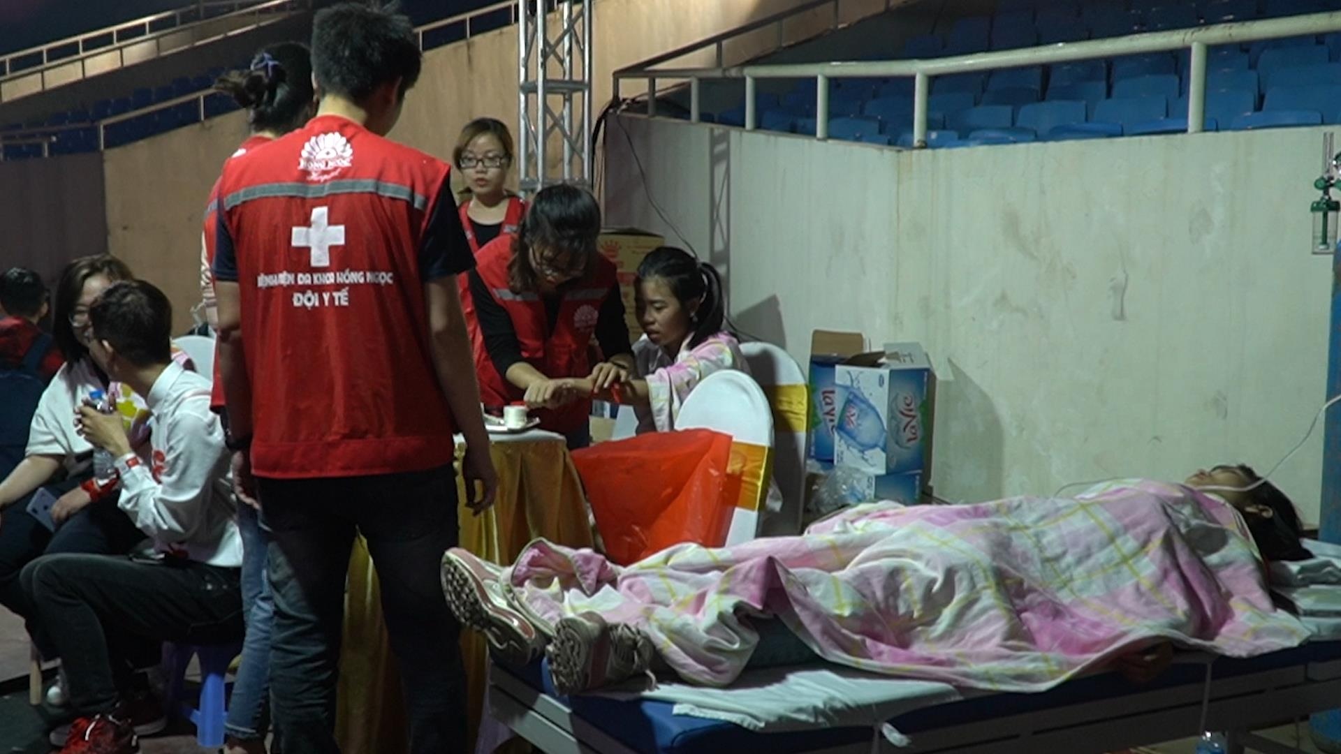 Fan Viet ngat xiu khi xem AAA 2019 tai san My Dinh hinh anh