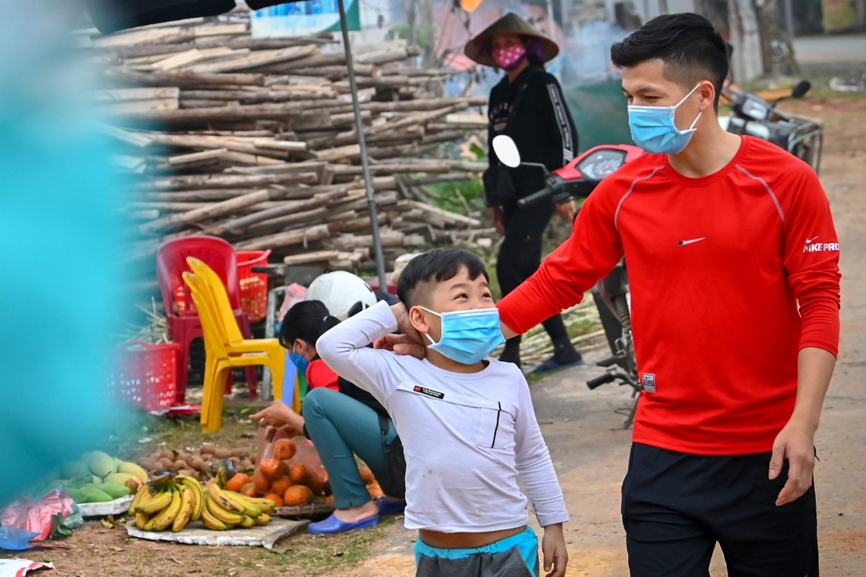 Tro lai Son Loi sau 10 ngay cach ly vi Covid-19 hinh anh