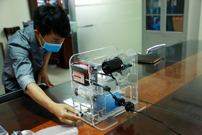 Dai hoc Dien luc che tao thanh cong may tro tho chua den 3 trieu dong hinh anh