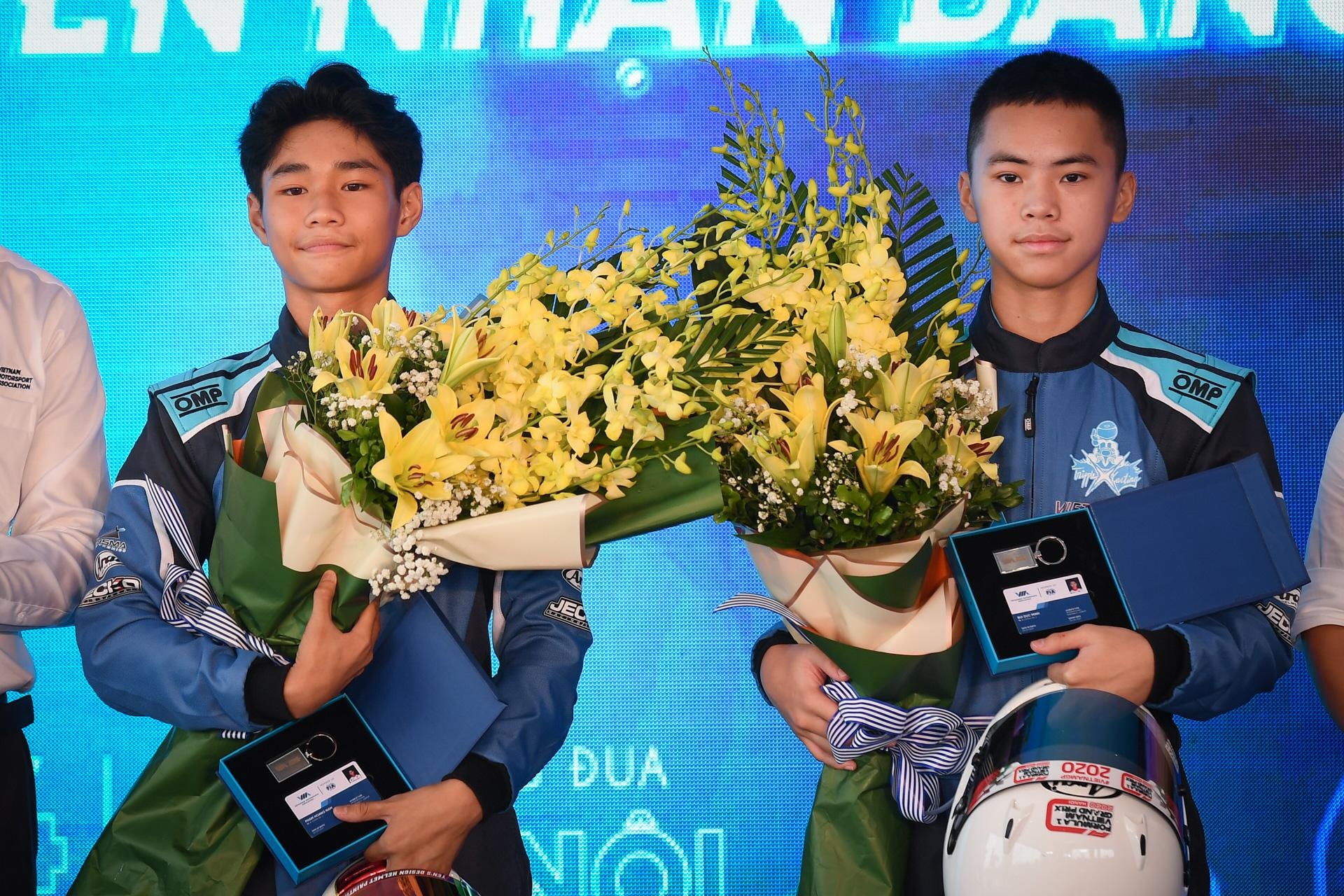 Le trao bang, vinh danh VDV Go Kart lua tuoi thieu nien hinh anh