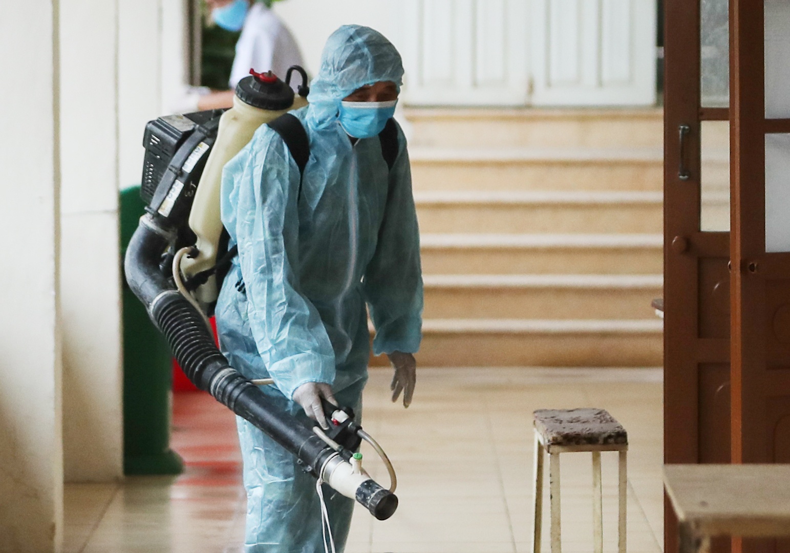 Chuan bi phong thi tot nghiep THPT rieng cho thi sinh ho, sot hinh anh