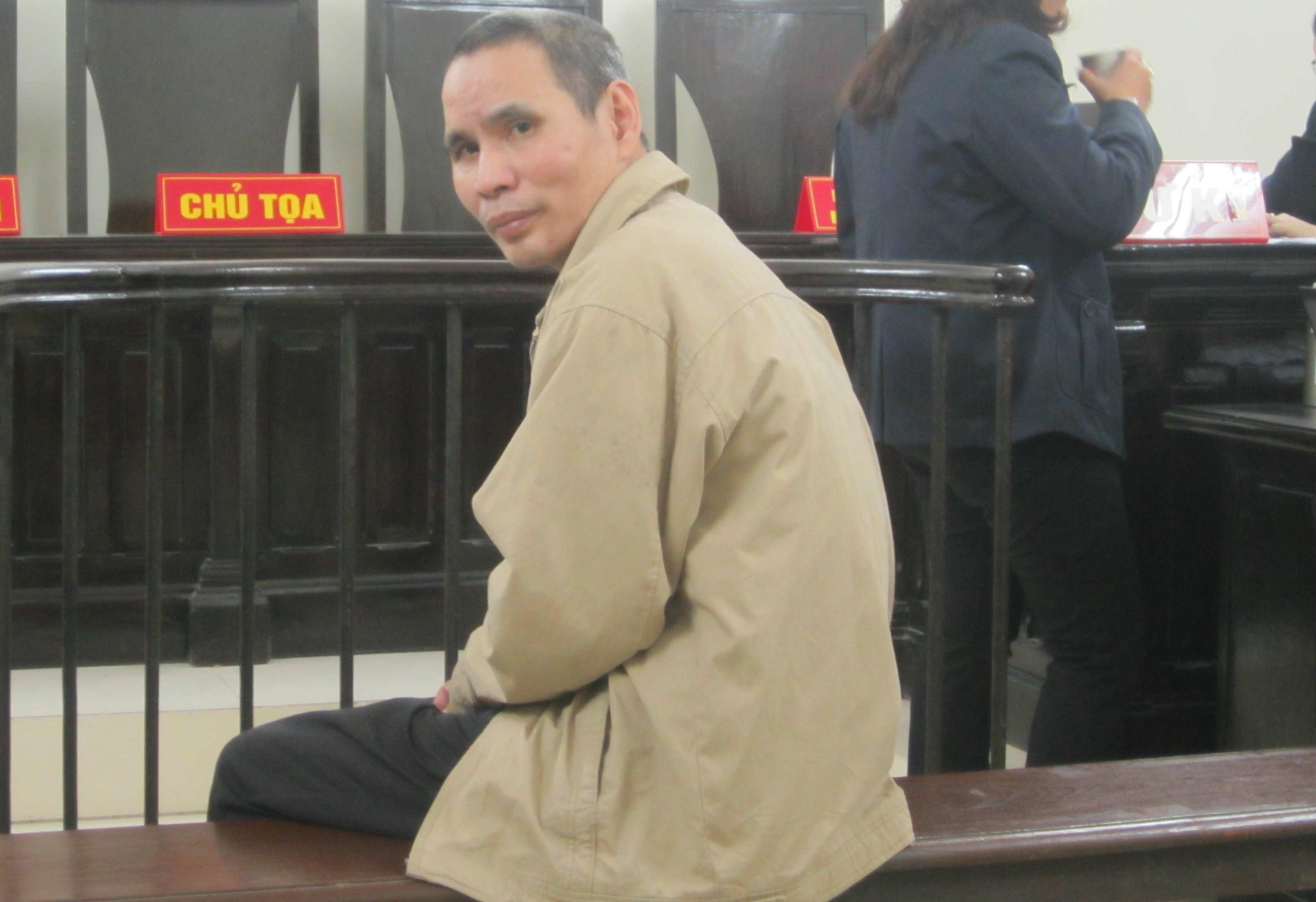 Loi ta loi cua ke nem vo xuong song hinh anh