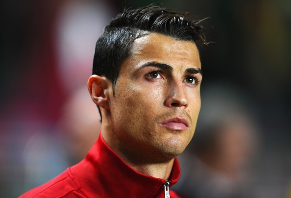 Cristiano Ronaldo se ‘tit ngoi’ dem nay? hinh anh