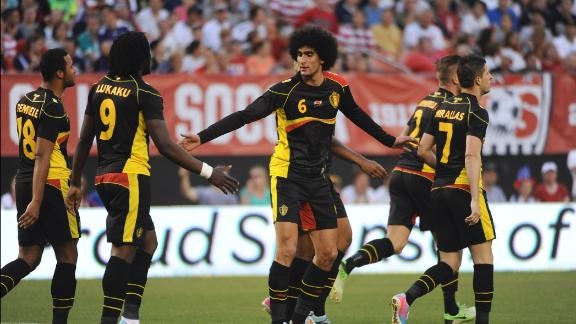 Tuyển Bỉ trẻ trung.