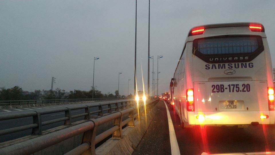 tai nan lien hoan,  cao toc phap van - cau gie un tac hon 3 tieng dong ho anh 2