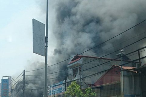 Nhan chung ke lai vu chay khien 8 nguoi thiet mang hinh anh