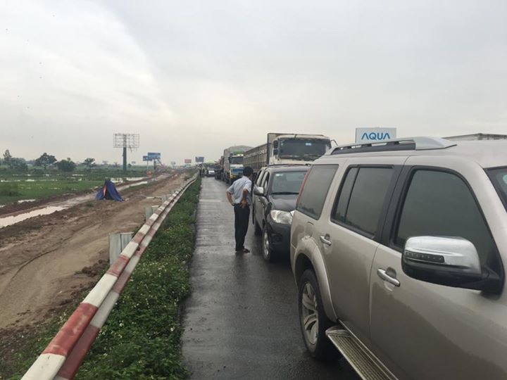 tai nan lien hoan o cao toc phap van - cau gie anh 2