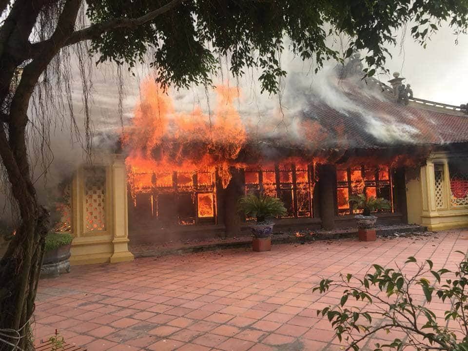 Chay di tich lich su cap quoc gia o Thai Binh hinh anh