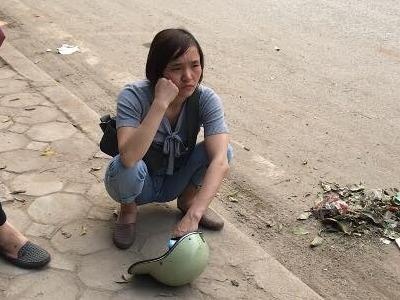 Mot ngay sau chay cho Quang: Tieu thuong trang tay, lam canh no nan hinh anh