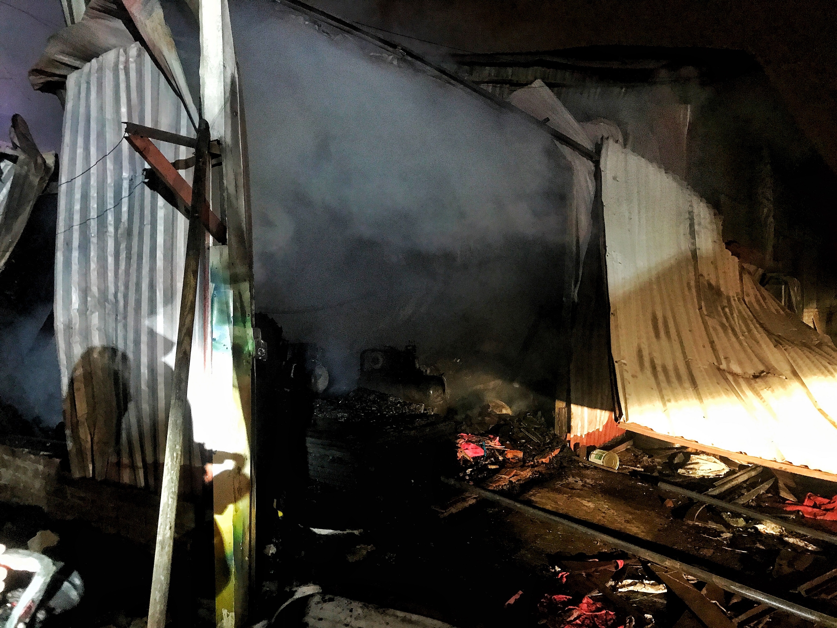 Chay xuong go 500m2 dinh cong anh 6