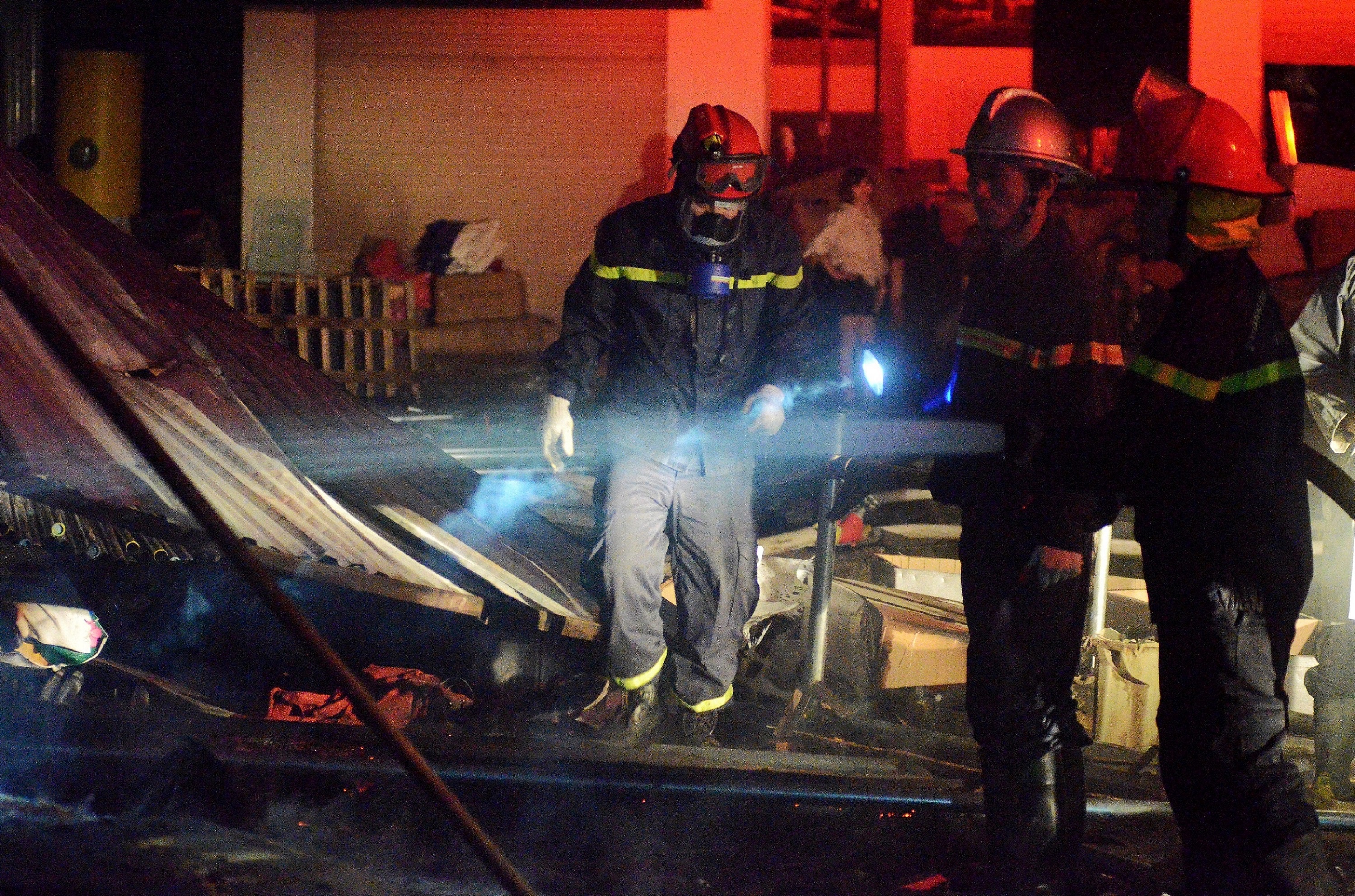 Chay xuong go 500m2 dinh cong anh 11