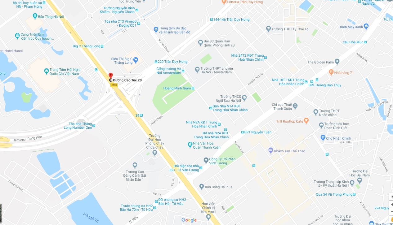 Chay xe khach tren duong vanh dai 3 tren cao anh 3