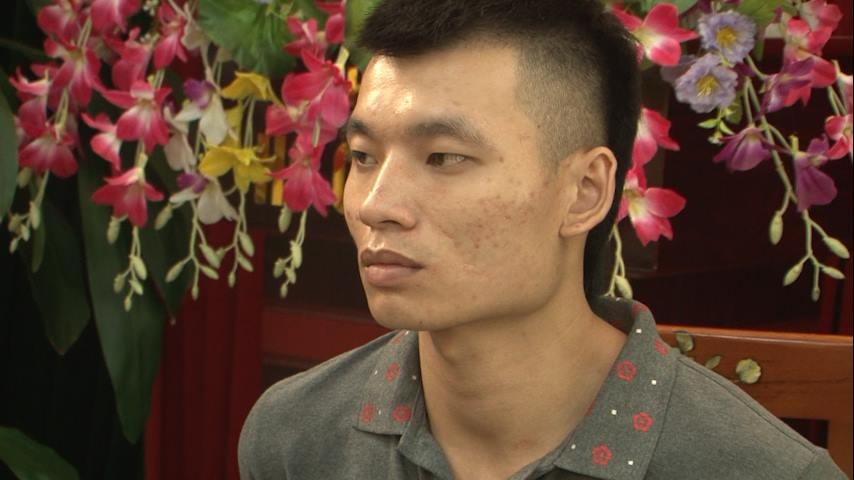 Bat 9X van chuyen 39 banh heroin hinh anh