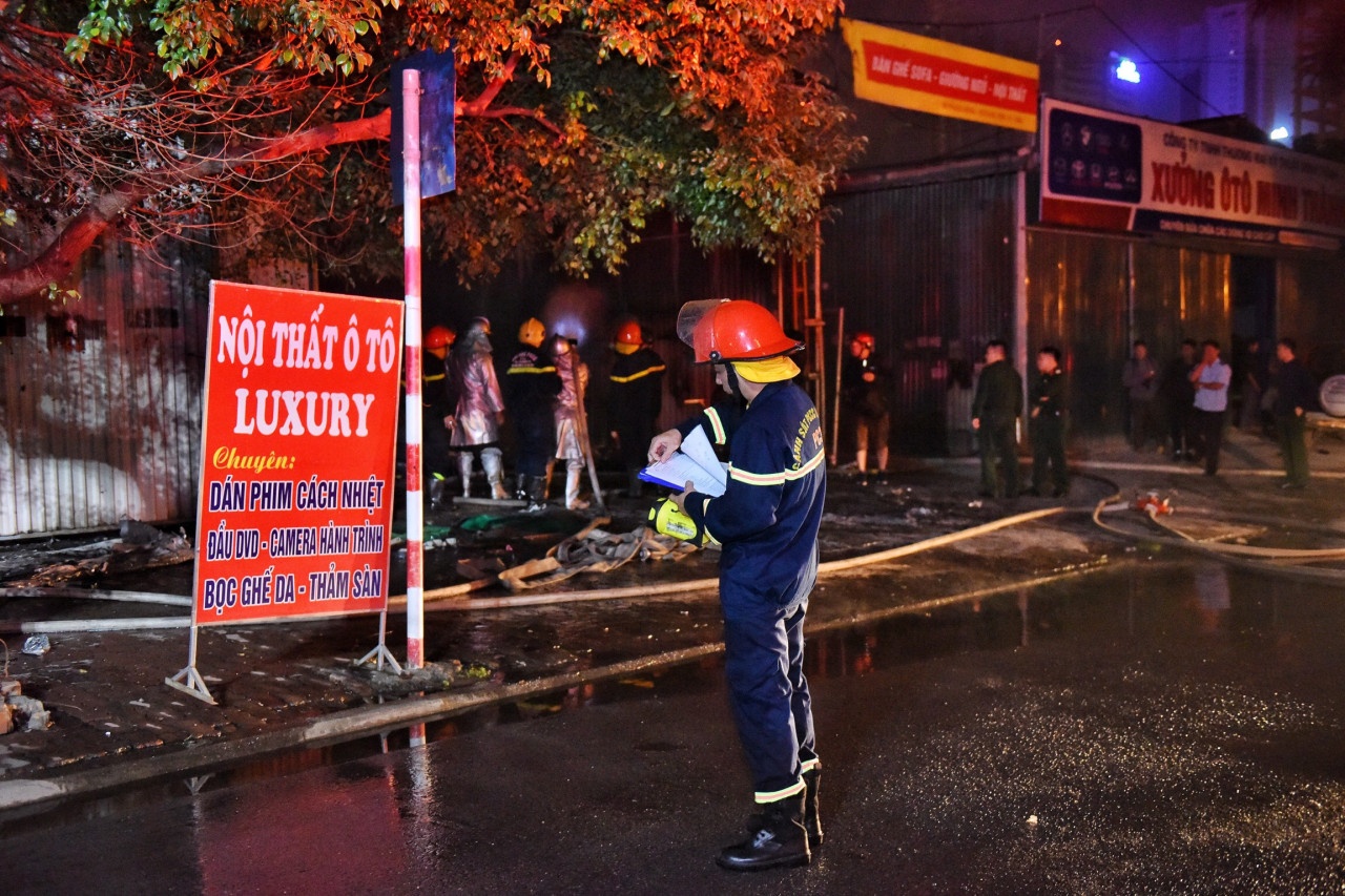 Chay gara oto o Nam Trung Yen anh 4