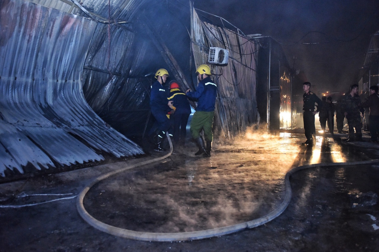 Chay gara oto o Nam Trung Yen anh 2