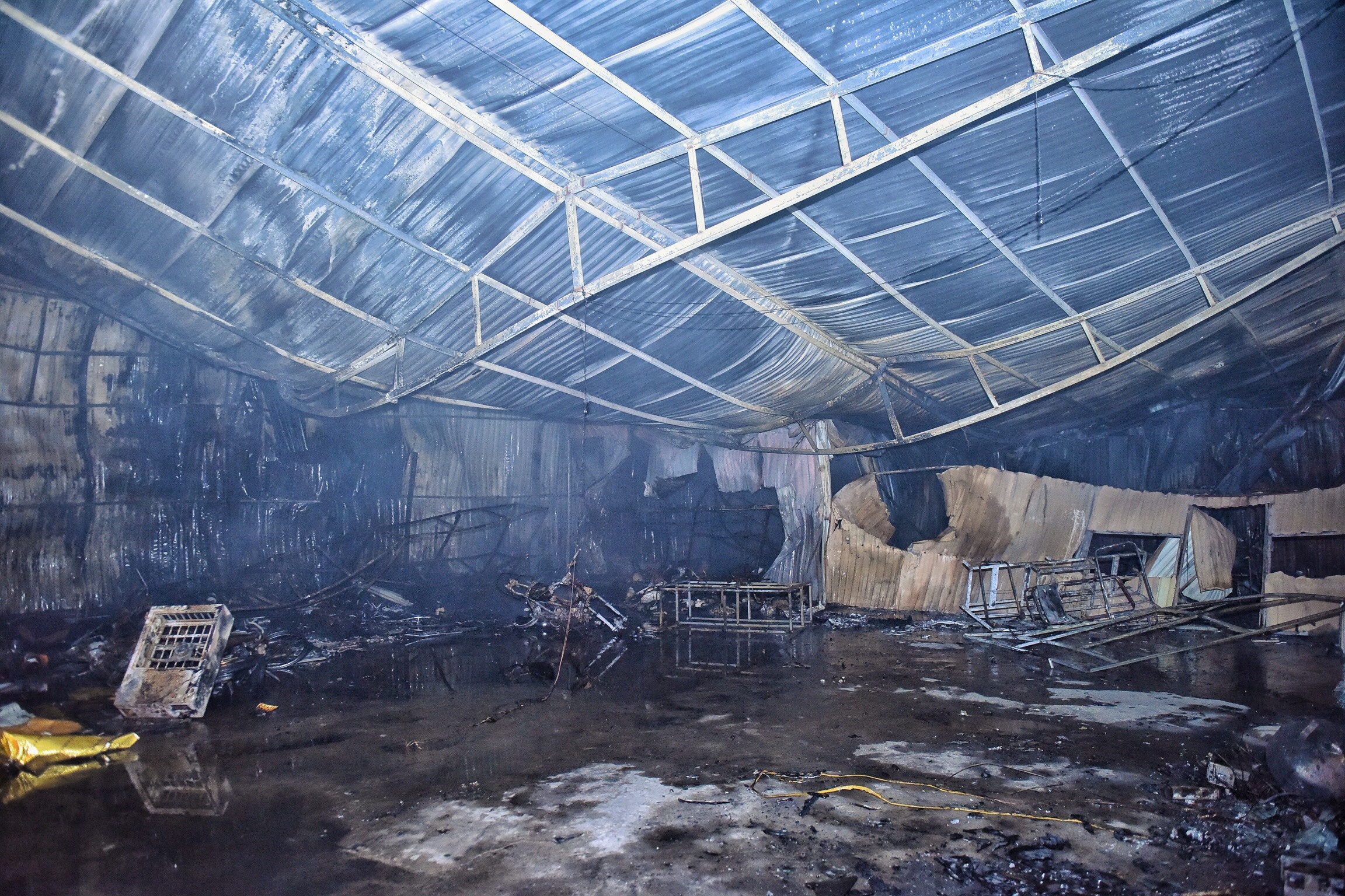 Chay gara oto o Nam Trung Yen anh 9