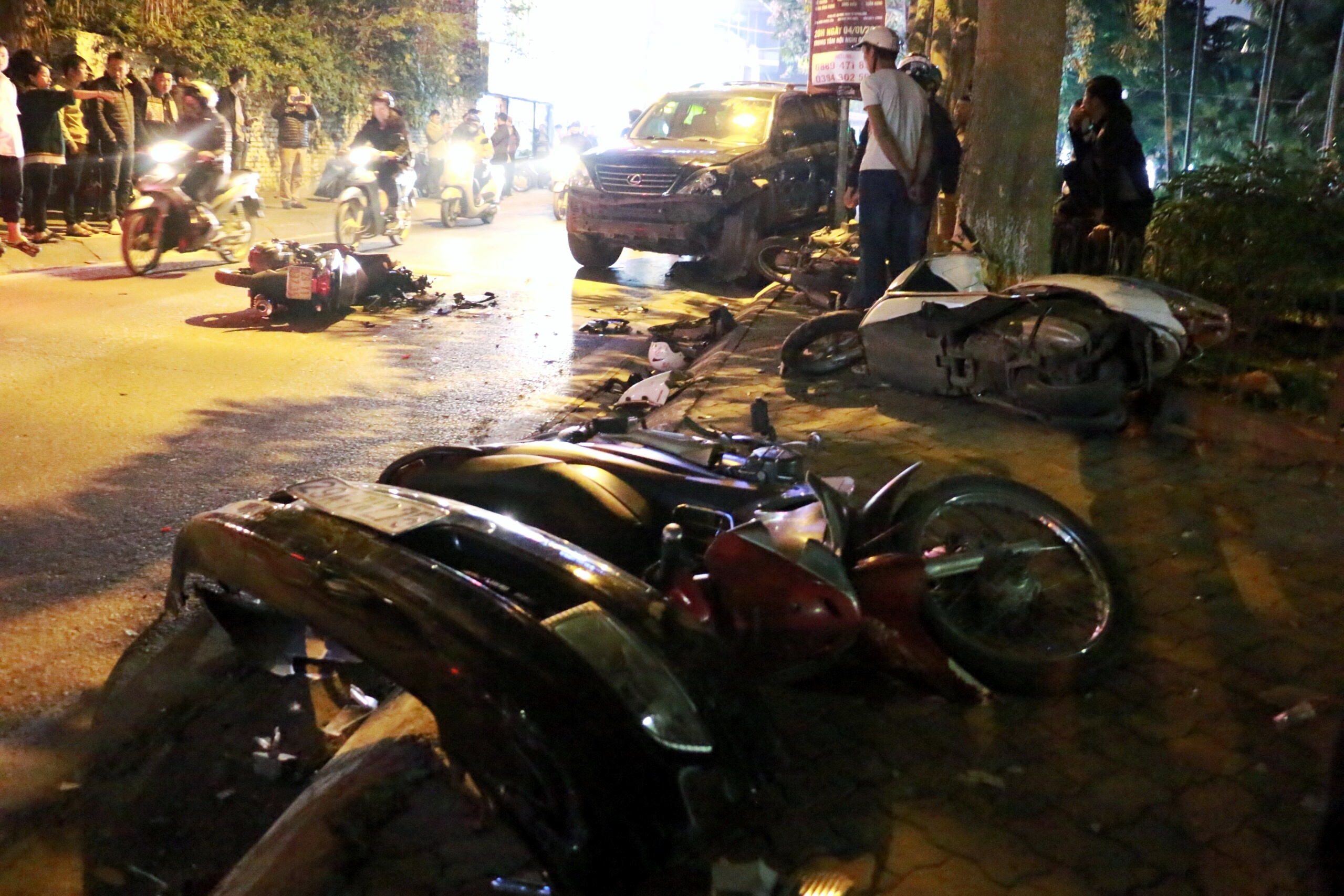 loi ke nhan chung vu Lexus gay tai nan lien hoan anh 2