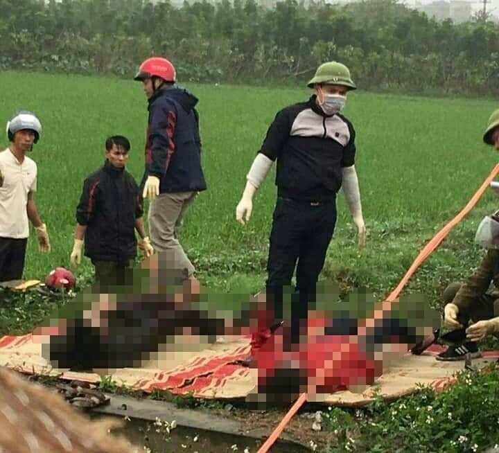 Cap vo chong tu vong khi lao xe xuong muong nuoc hinh anh