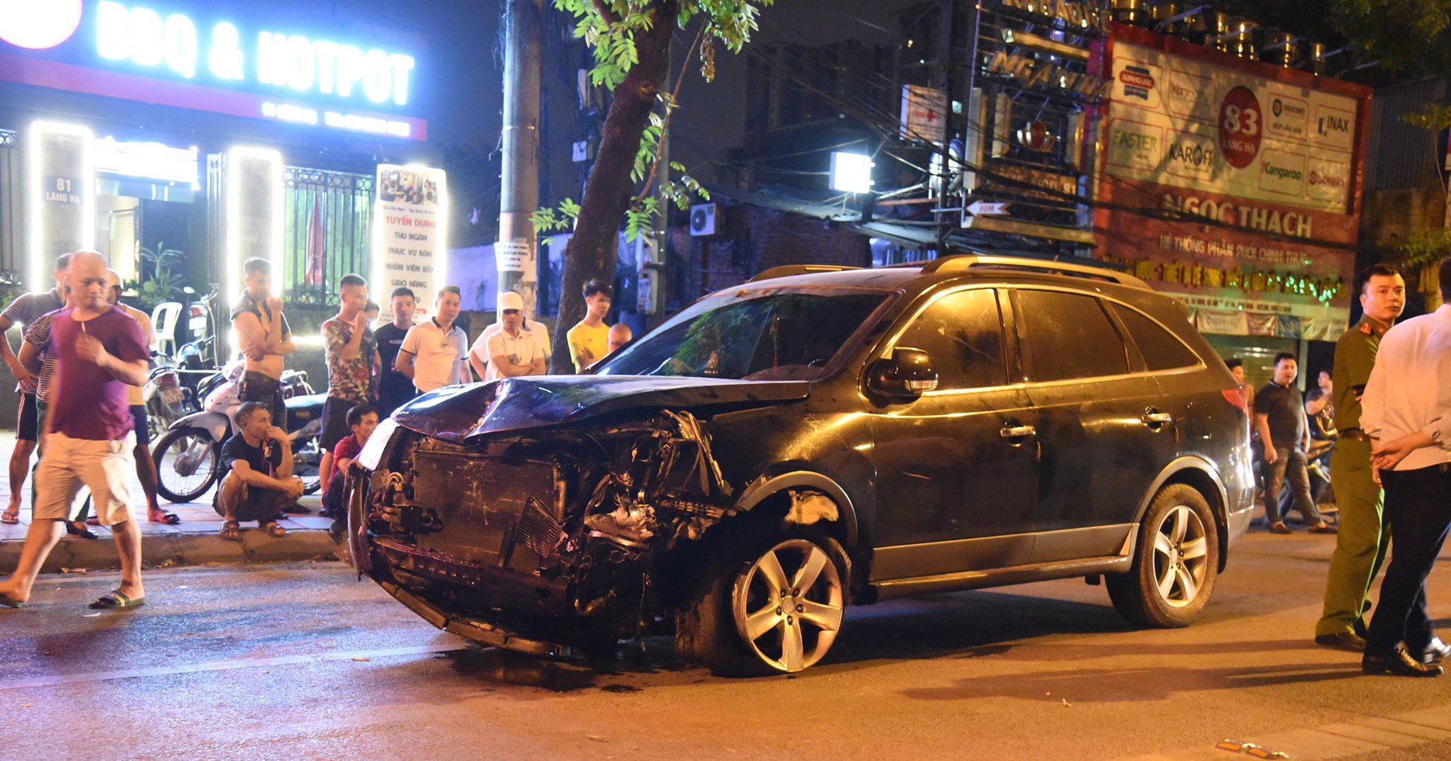 Tai nạn liên hoàn đường Láng ảnh 1 Tai nan lien hoan duong Lang anh 1