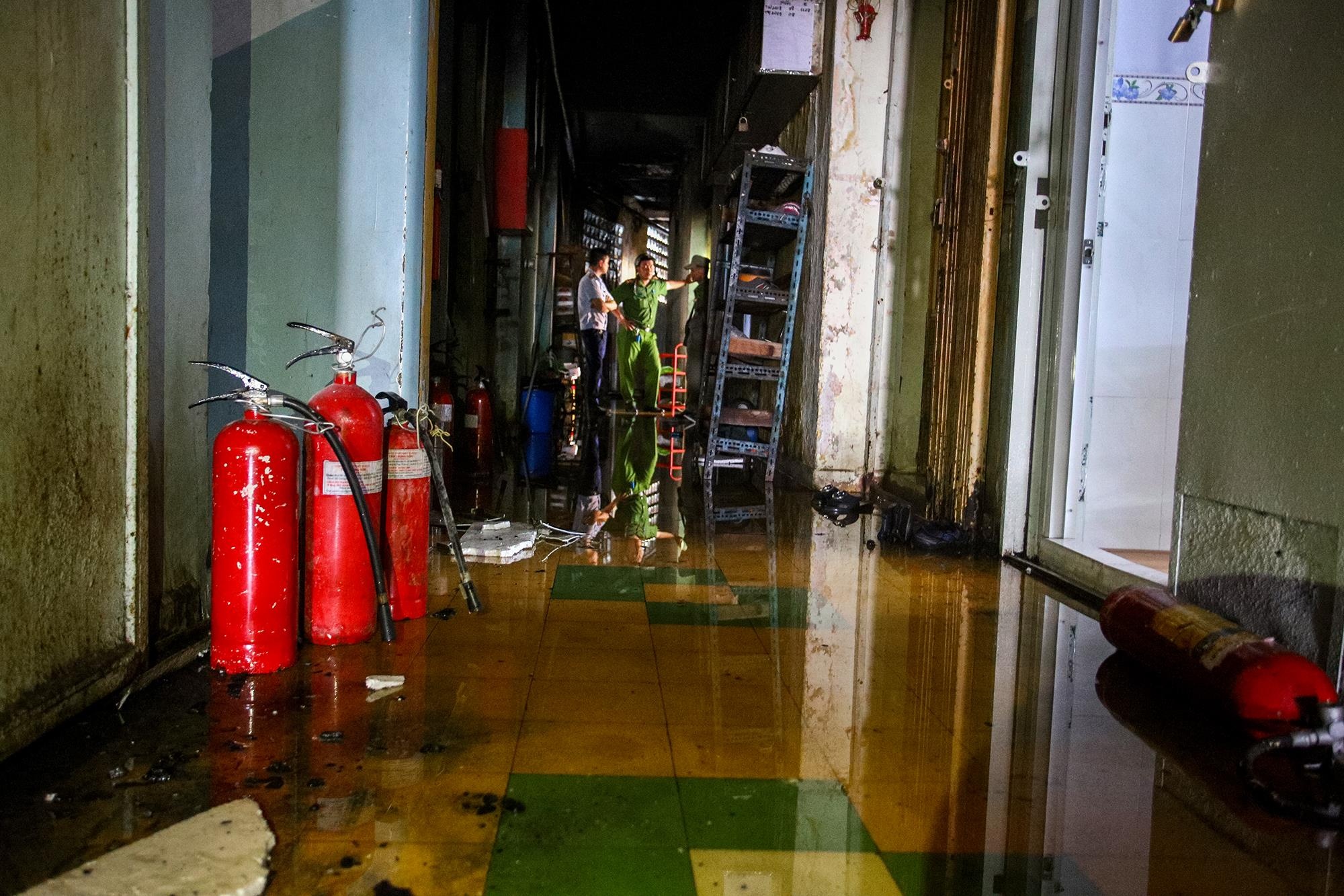 Cháy ký túc xá Cao Thắng ảnh 6 Chay ky tuc xa Cao Thang anh 6