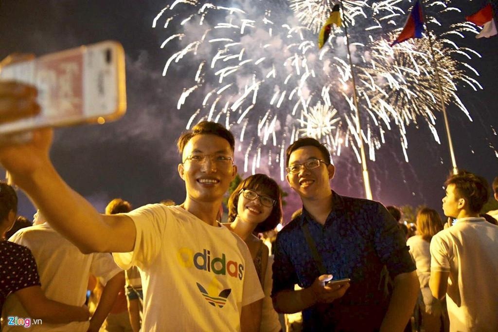 un tac giao thong nghi le 2/9 anh 4