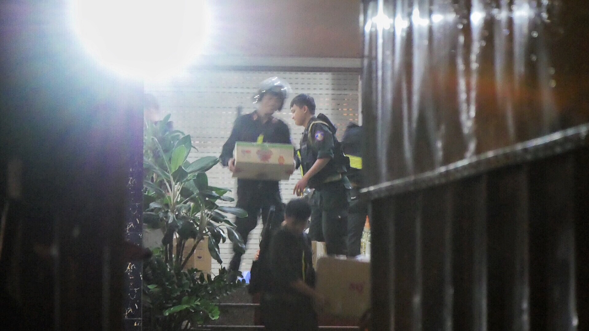 Công an khám xét trụ sở Alibaba ảnh 8 Cong an kham xet tru so Alibaba anh 8