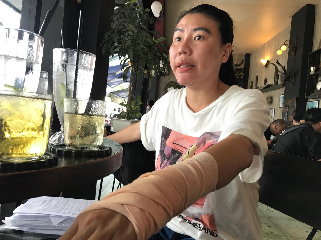 'Ho xong vao nha, be cac con cua toi di' hinh anh