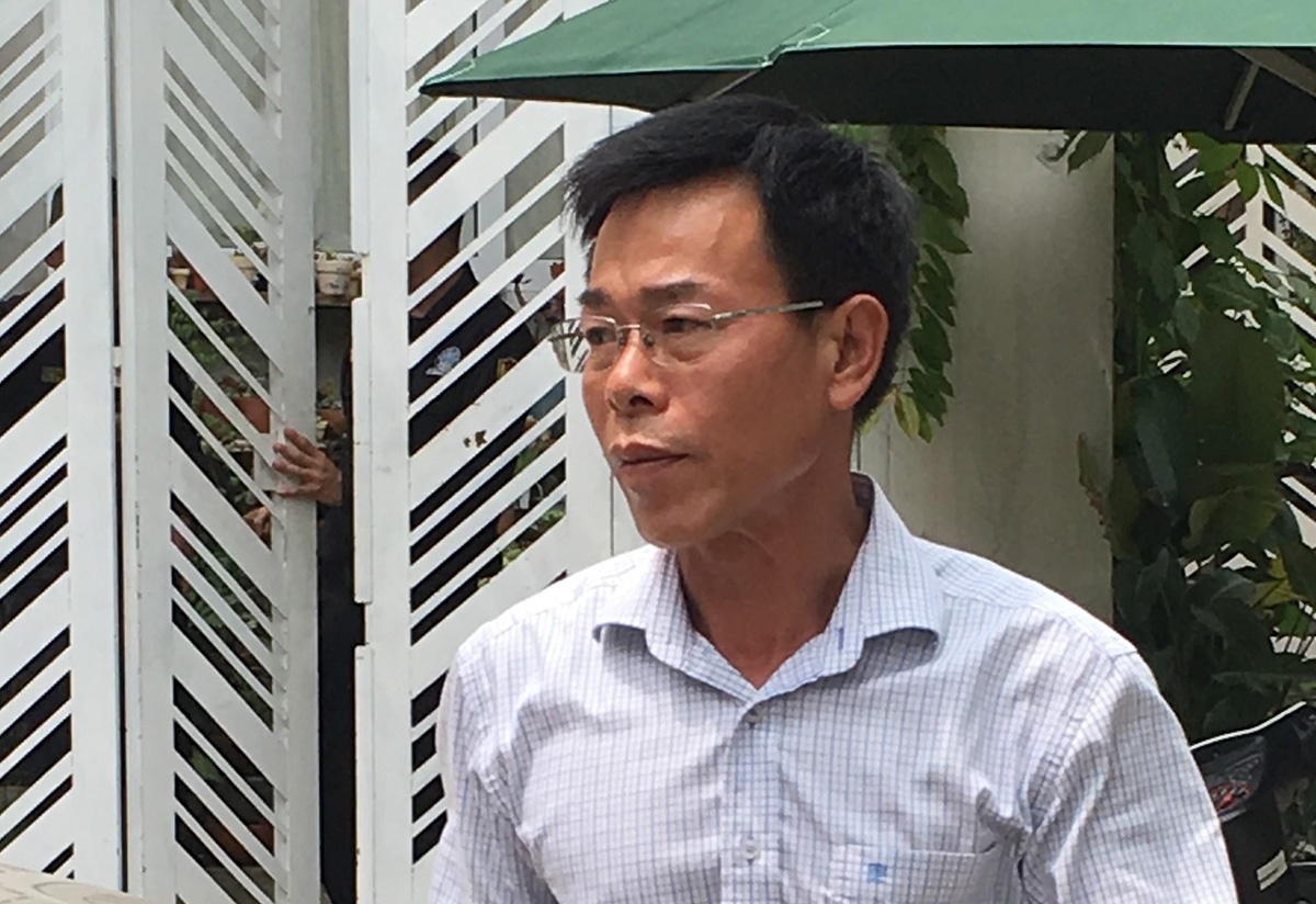 Pho chanh an quan 4 bi tam dinh chi cong tac: Neu sai, toi chiu hinh anh